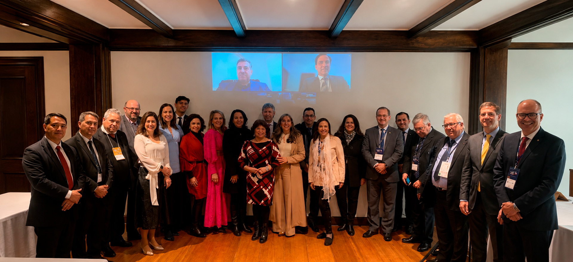 Participantes da entrega da Medalha de Mérito Cultural do CDEMP na Quinta Reunião Ordinária